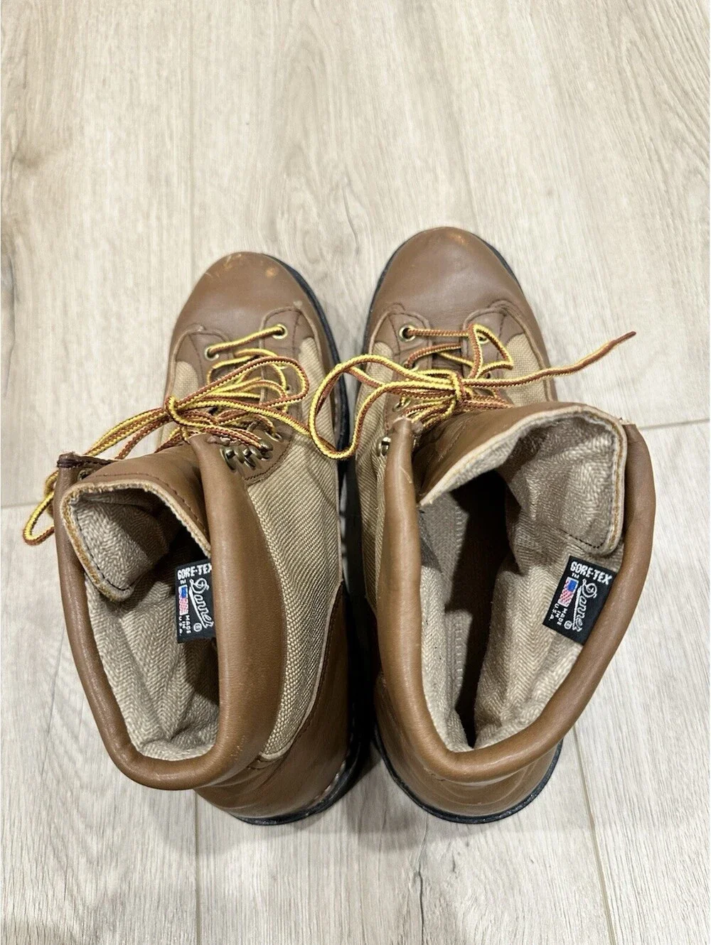 Vintage Danner 30420 10D USA Made Brown Leather Black Tag Gore-Tex Boots